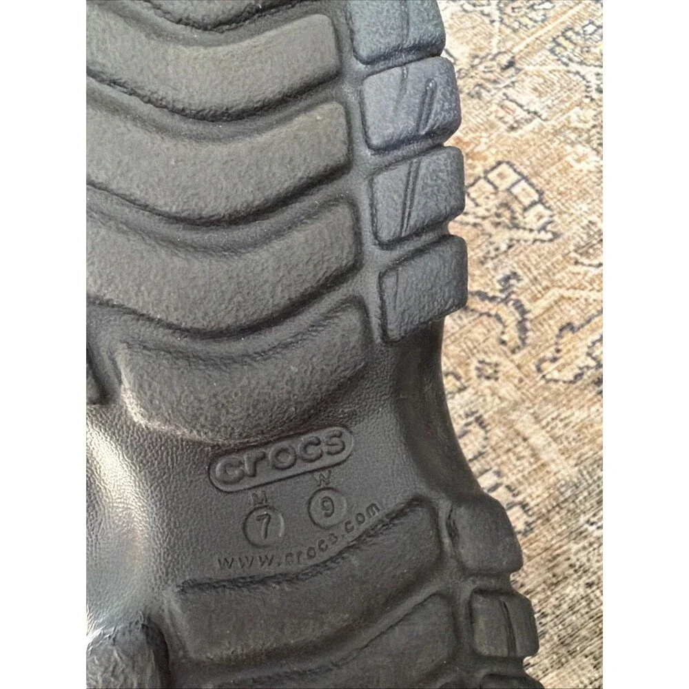 Crocs Classic All-Terrain Clogs Black Adjustable Strap Mens 7 Womens 9 206340
